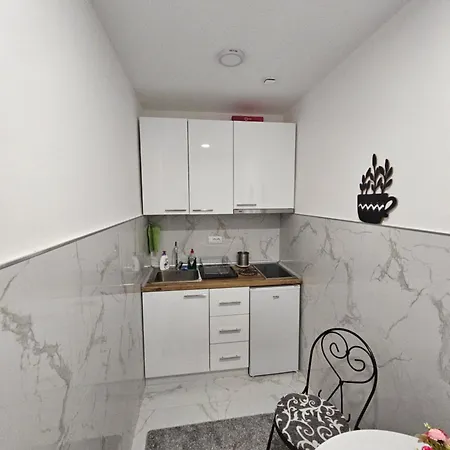 Apartman Afrodita Lux 2 Ni Exterior foto