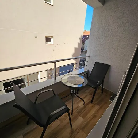 Apartman Afrodita Lux 2 Ni Exterior foto