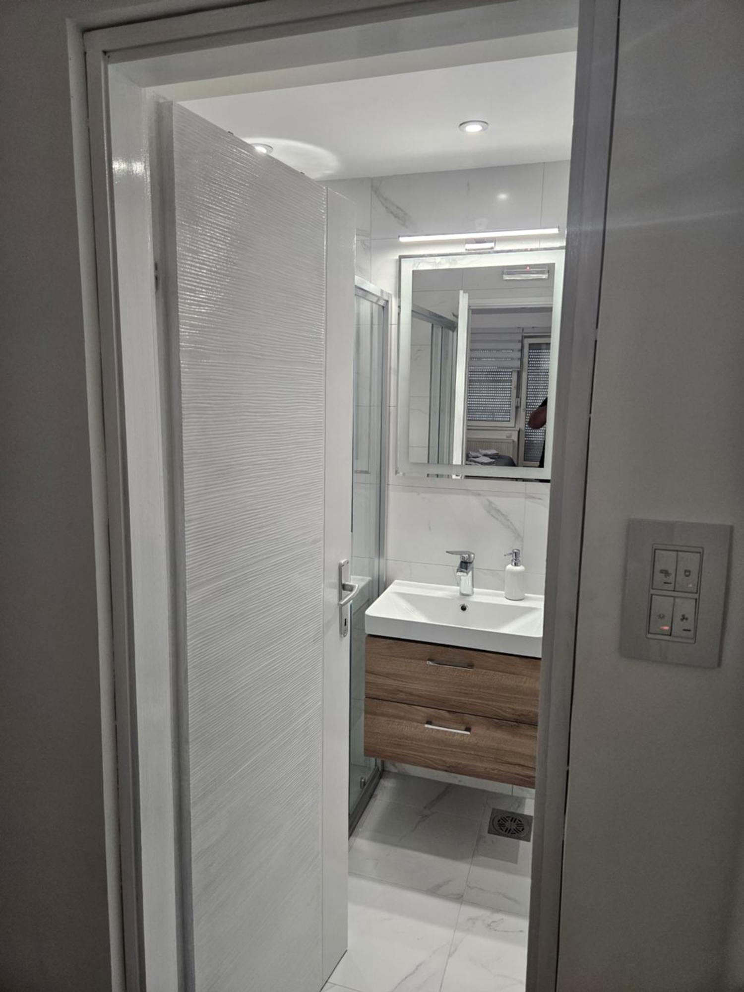 Afrodita Lux 2 Apartment Ni